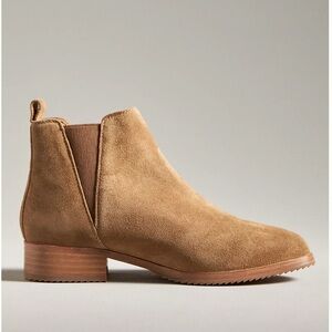 Nisolo Everyday Suede Chelsea Boots in Nutmeg Brown Size 7.5, New
